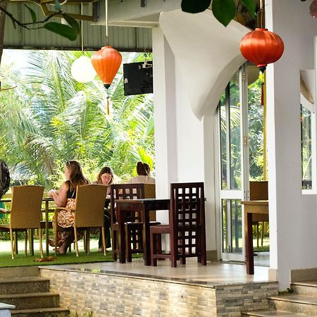 พาราไดส์ โฮเต็ล ฮอยอัน Hotel ภายนอก รูปภาพ